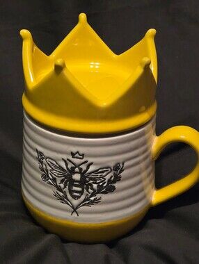 Bee Collection Yellow Queen Bee Mug & Crown Lid